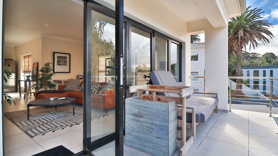 2 Bedroom Property for Sale in Bishopscourt Western Cape